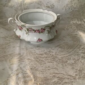 Bavarian Bowl w Handles